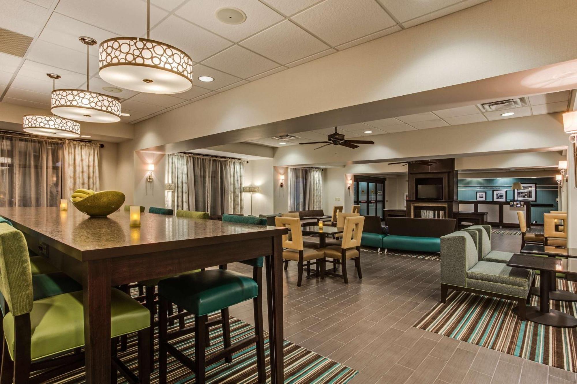 Hampton Hotel